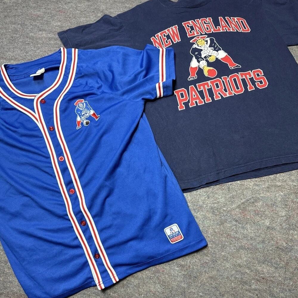 Vintage 2000s NEW ENGLAND PATRIOTS Baseball Style Size M NFL Team JERSEY Bundle